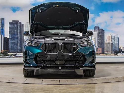 2025 BMW X6 M60i