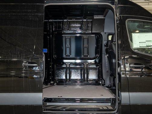 2025 Mercedes-Benz Sprinter 2500 Standard Roof