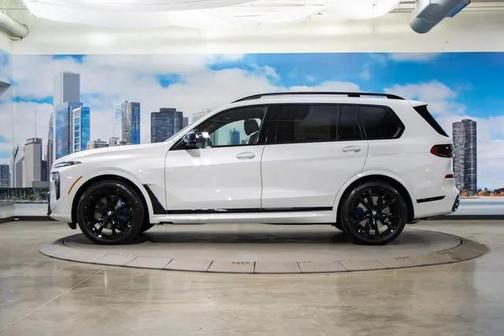 2026 BMW X7 M60i