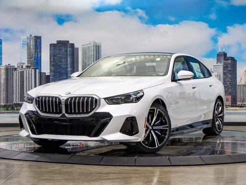 2026 BMW 550e xDrive