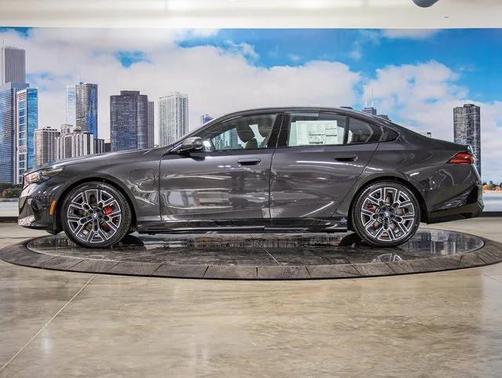 2026 BMW 550e xDrive