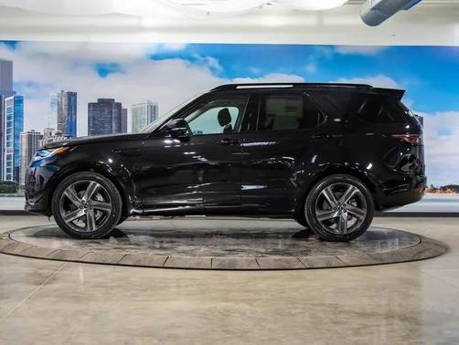 2026 Land Rover Discovery Dynamic SE
