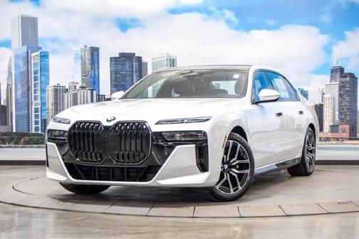 White Metallic 2026 BMW 760 xDrive