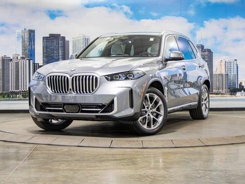 Gray Metallic 2026 BMW X5 xDrive40i