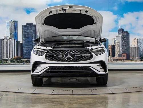 Polar White 2026 Mercedes-Benz GLC 300 4MATIC