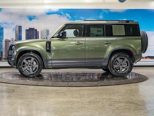 Woolstone Green 2026 Land Rover Defender S