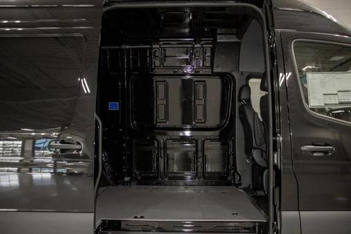 2024 Mercedes-Benz Sprinter 2500 144 WB High Roof 4MATIC