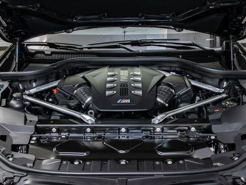 Black Sapphire Metallic 2026 BMW X5 M60i