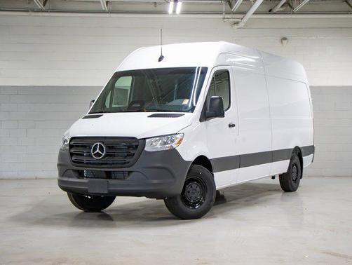 2025 Mercedes-Benz Sprinter 2500 Cargo 170 WB
