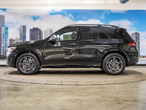 Obsidian Black Metallic 2026 Mercedes-Benz GLE 450 4MATIC