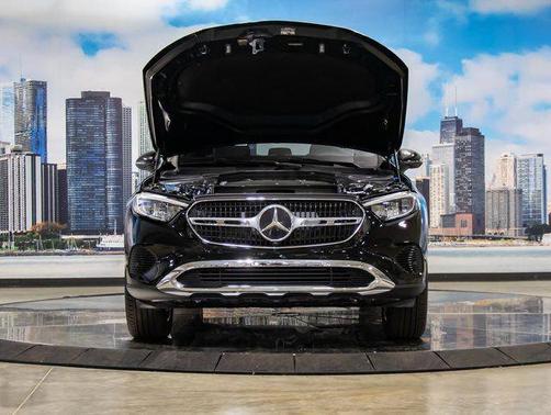 Black 2026 Mercedes-Benz GLC 300 4MATIC