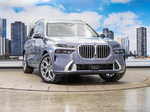 2025 BMW X7 xDrive40i