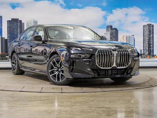 2025 BMW 750e i xDrive