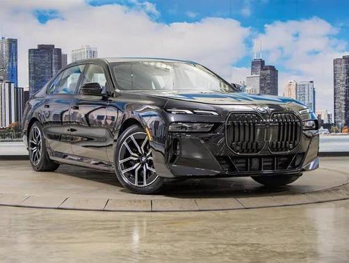 2025 BMW 750e i xDrive
