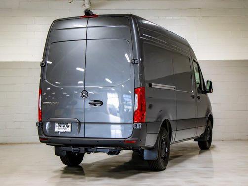 2025 Mercedes-Benz Sprinter 2500 Cargo 144 WB