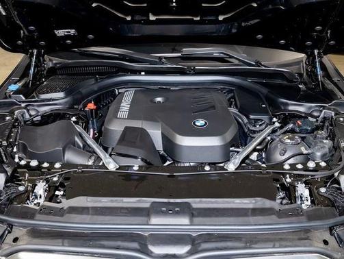 Black Sapphire Metallic 2027 BMW 530 xDrive