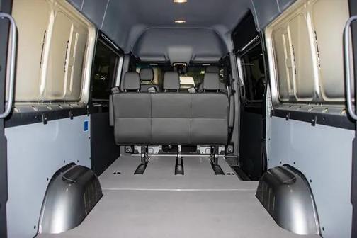 2024 Mercedes-Benz Sprinter 2500 144 WB High Roof