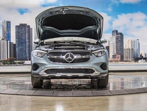 2026 Mercedes-Benz GLC 300 4MATIC