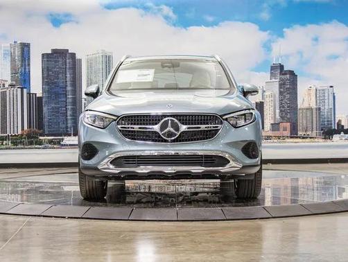 2026 Mercedes-Benz GLC 300 4MATIC