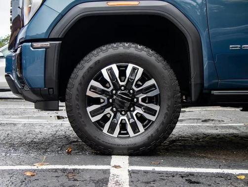 2024 GMC Sierra 2500 Denali Ultimate