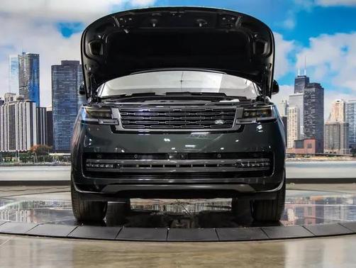 2026 Land Rover Range Rover SE