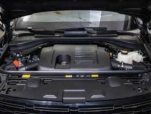 2026 Land Rover Range Rover SE