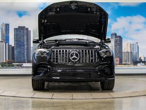 Obsidian Black Metallic 2026 Mercedes-Benz AMG GLE 53 4MATIC+