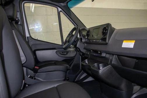 2024 Mercedes-Benz Sprinter 2500 High Roof