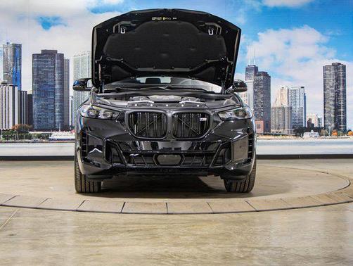 2026 BMW X5 M60i