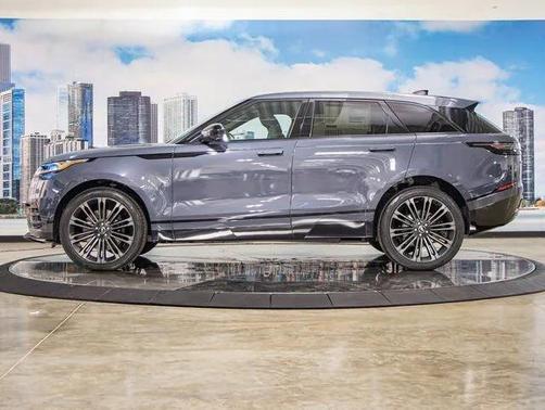 2026 Land Rover Range Rover Velar Dynamic SE
