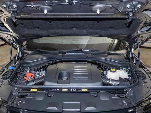 2026 Land Rover Range Rover SE