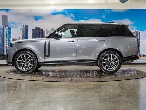 2026 Land Rover Range Rover SE