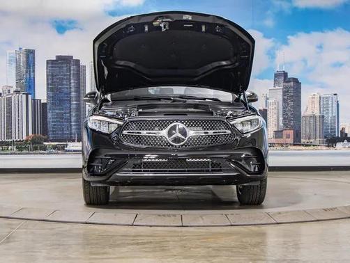 2025 Mercedes-Benz GLC 350e Base