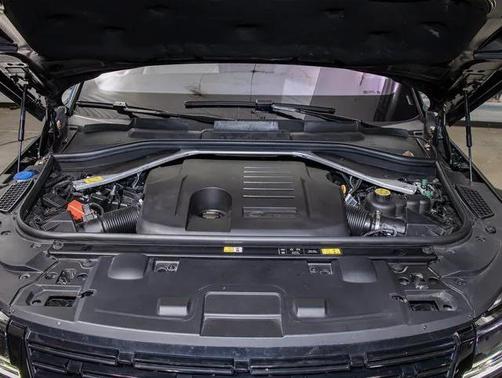 2023 Land Rover Range Rover Sport SE