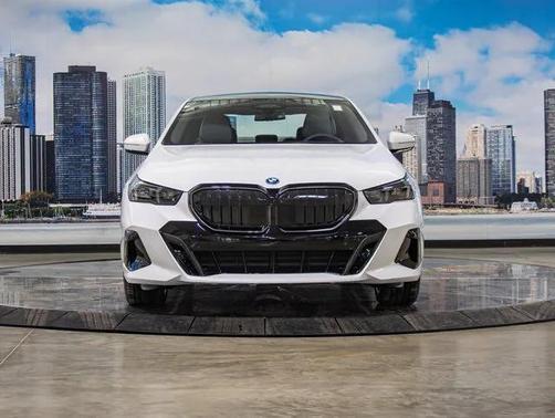 2026 BMW 550e xDrive