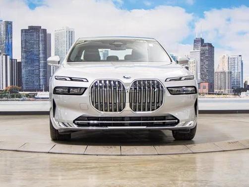 2025 BMW i7 xDrive60