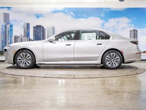 2025 BMW i7 xDrive60