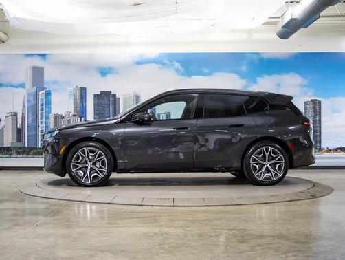 2026 BMW iX xDrive45