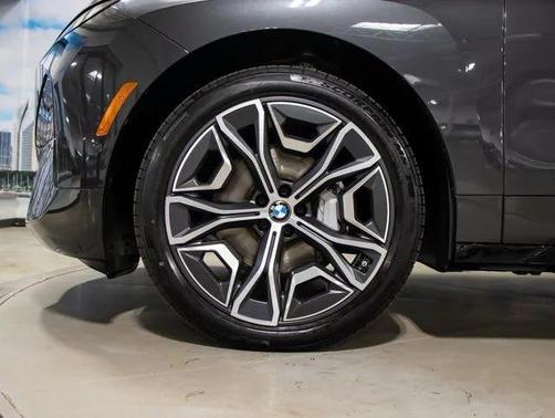 2026 BMW iX xDrive45