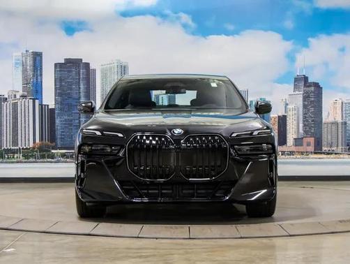 2025 BMW 760 i xDrive