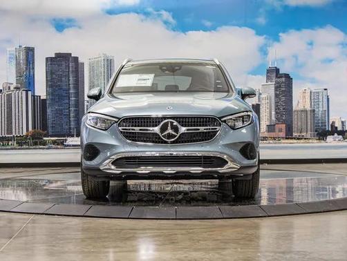 2026 Mercedes-Benz GLC 300 4MATIC