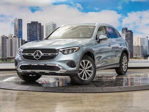 2026 Mercedes-Benz GLC 300 4MATIC