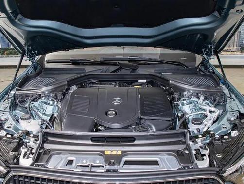 2026 Mercedes-Benz GLC 300 4MATIC