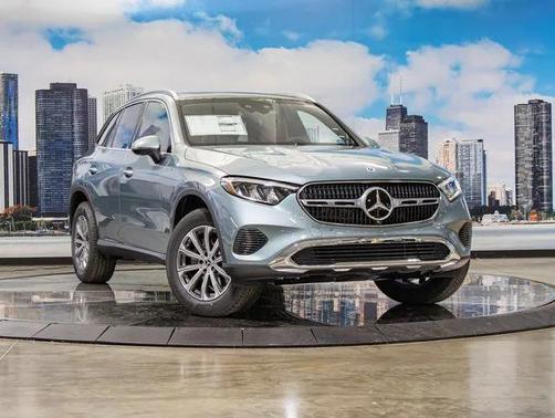 2026 Mercedes-Benz GLC 300 4MATIC