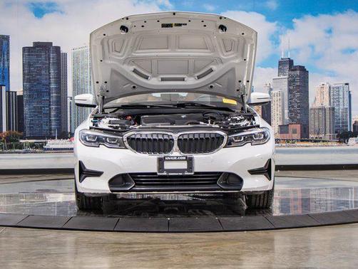 2021 BMW 330 xDrive