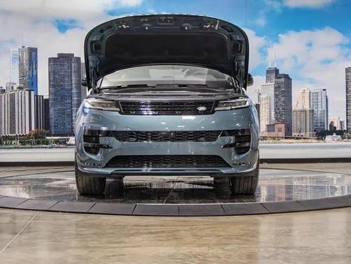 2024 Land Rover Range Rover Sport SE