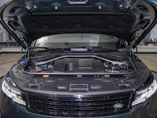 2024 Land Rover Range Rover Sport SE