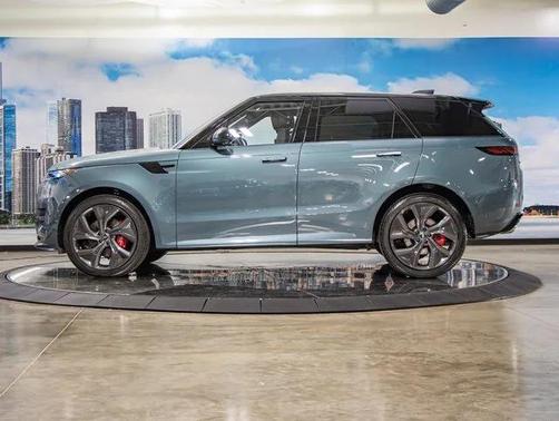 2024 Land Rover Range Rover Sport SE