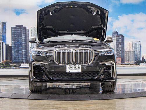 2020 BMW X7 M50i