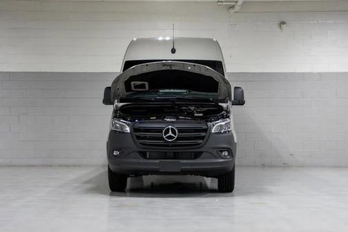 2024 Mercedes-Benz Sprinter 2500 144 WB High Roof